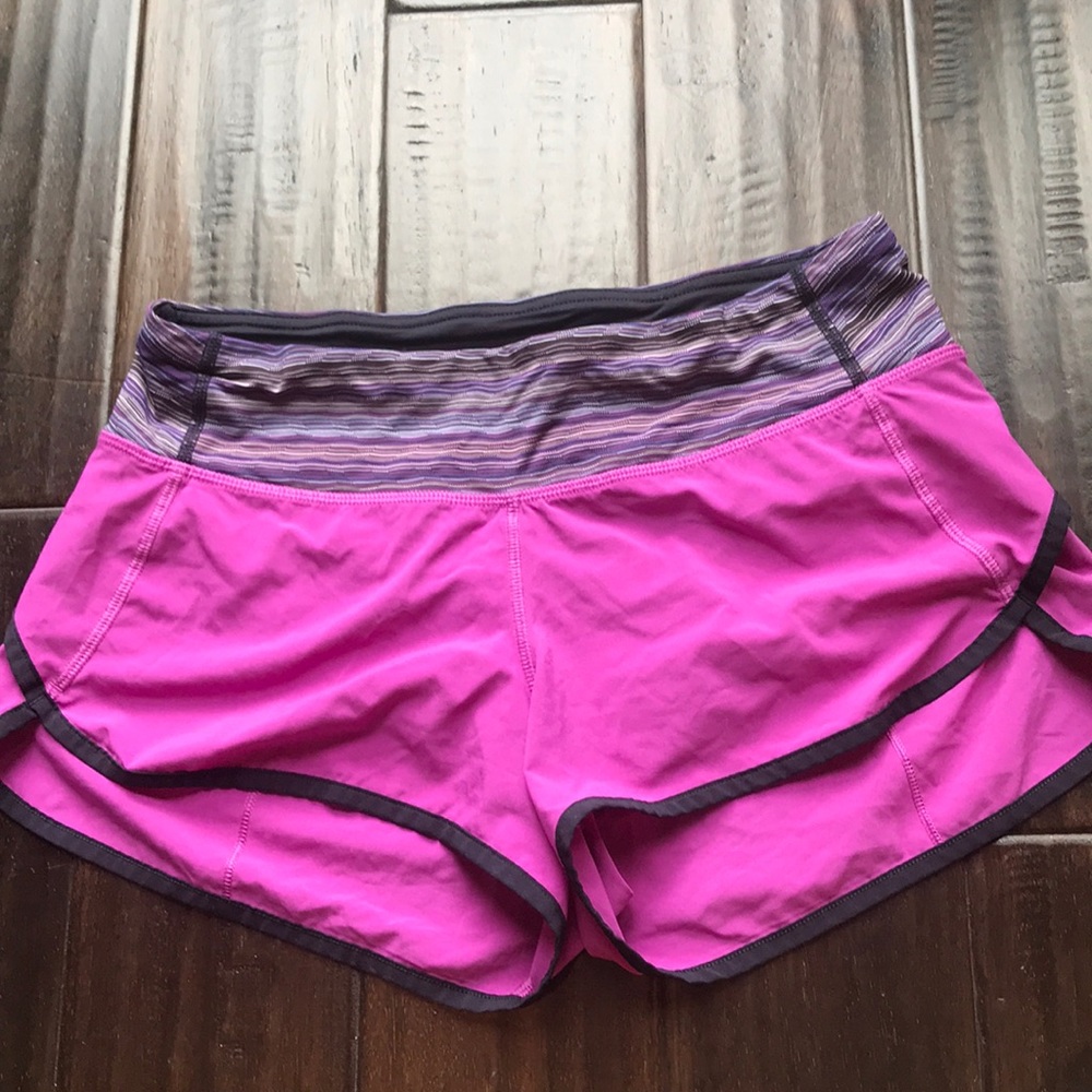 Lululemon “Speed Short” in Pink